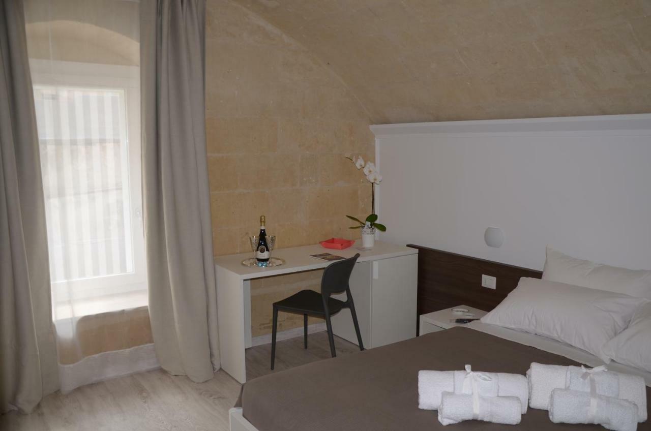 Hotel In & Out Matera Esterno foto