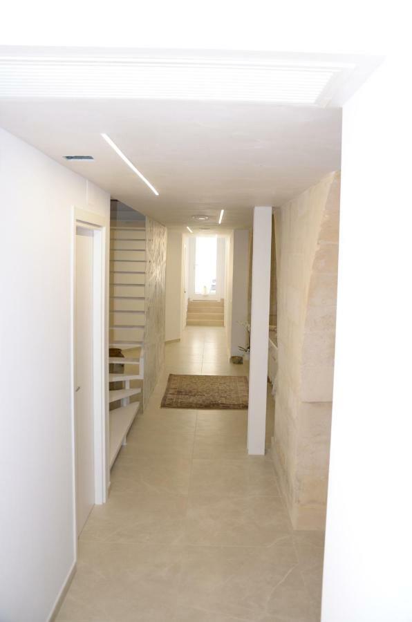 Hotel In & Out Matera Esterno foto